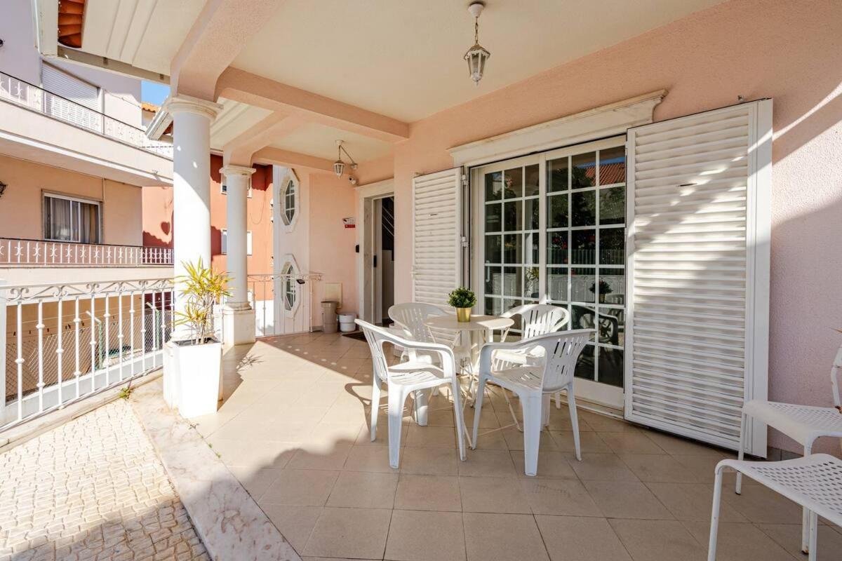 Alvide Guest House Alcabideche Exterior foto